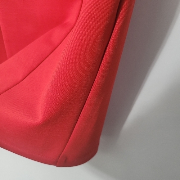 Maeva Red Stretchy Knee Length Skirt - Picture 3 of 10